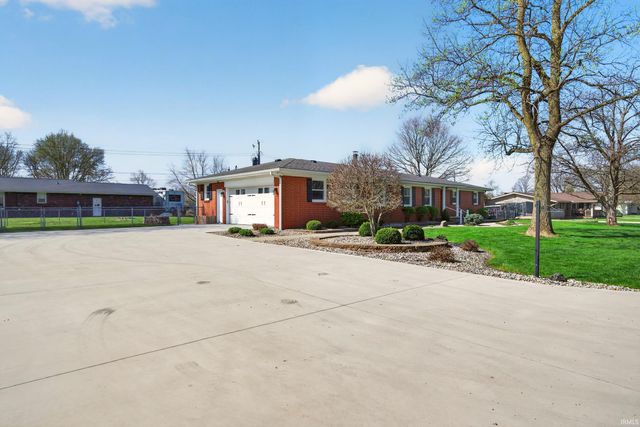 308 E WILSON Street, Swayzee, IN 46986