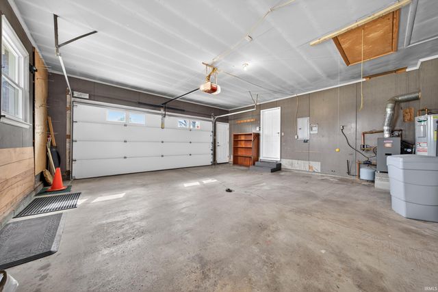 308 E WILSON Street, Swayzee, IN 46986