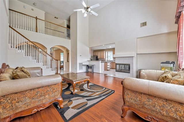 6806 Rhodes Court, Missouri City, TX 77459