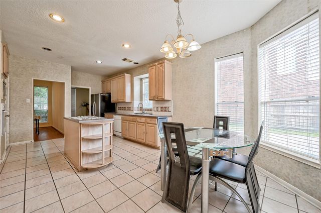 6806 Rhodes Court, Missouri City, TX 77459