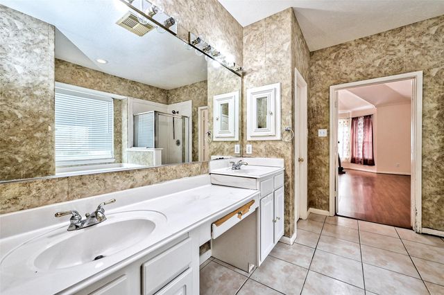 6806 Rhodes Court, Missouri City, TX 77459