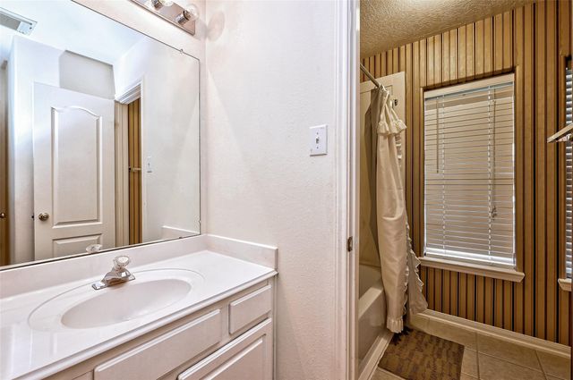 6806 Rhodes Court, Missouri City, TX 77459