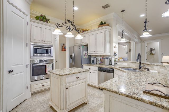 4505 Chaumont Trail, Arlington, TX 76013