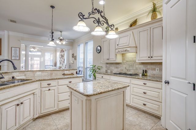 4505 Chaumont Trail, Arlington, TX 76013