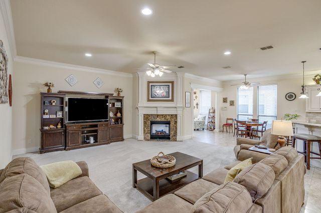 4505 Chaumont Trail, Arlington, TX 76013