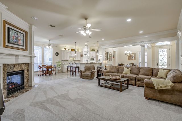 4505 Chaumont Trail, Arlington, TX 76013