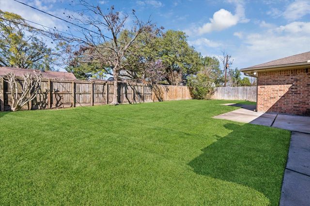 9642 Judalon Lane, Houston, TX 77063