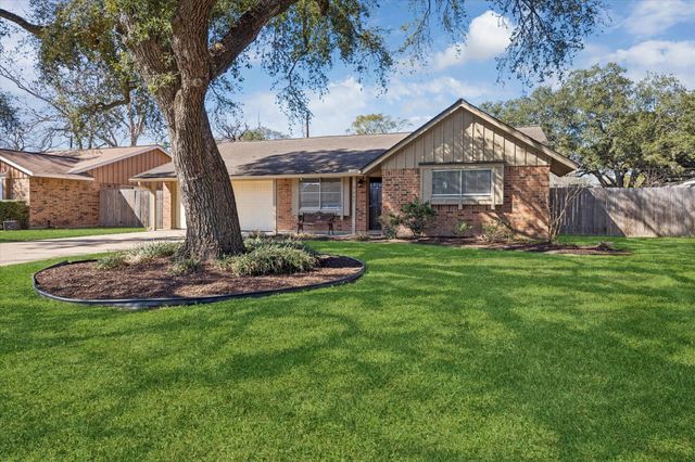 9642 Judalon Lane, Houston, TX 77063