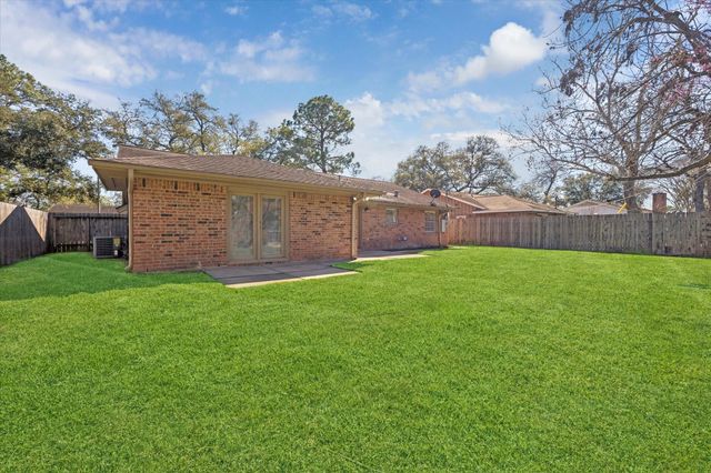 9642 Judalon Lane, Houston, TX 77063