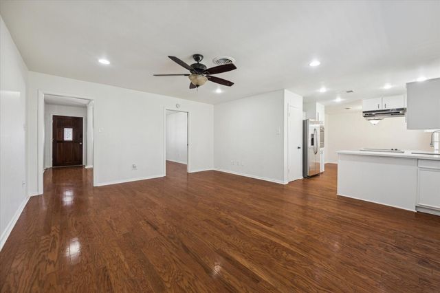 9642 Judalon Lane, Houston, TX 77063