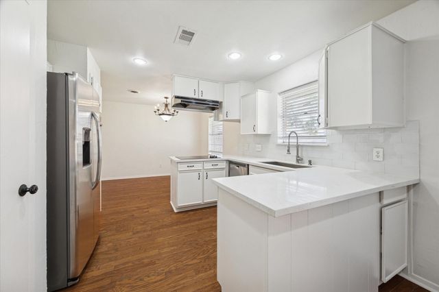 9642 Judalon Lane, Houston, TX 77063