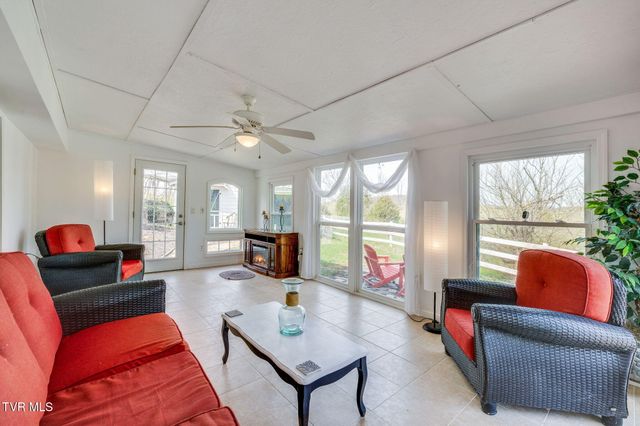 1005 Old Snapps Ferry Rd Road, Chuckey, TN 37641