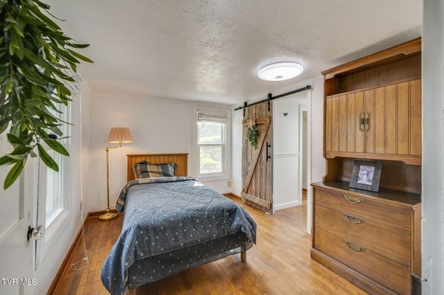 1005 Old Snapps Ferry Rd Road, Chuckey, TN 37641