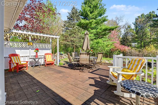 610 W Ellis Avenue, Belding, MI 48809