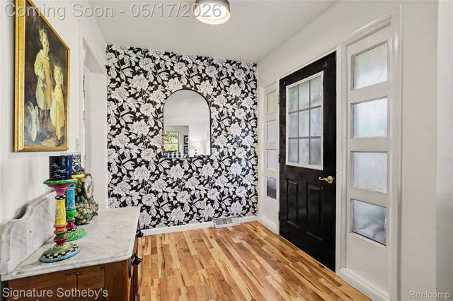 610 W Ellis Avenue, Belding, MI 48809