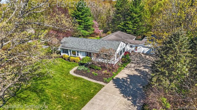 610 W Ellis Avenue, Belding, MI 48809