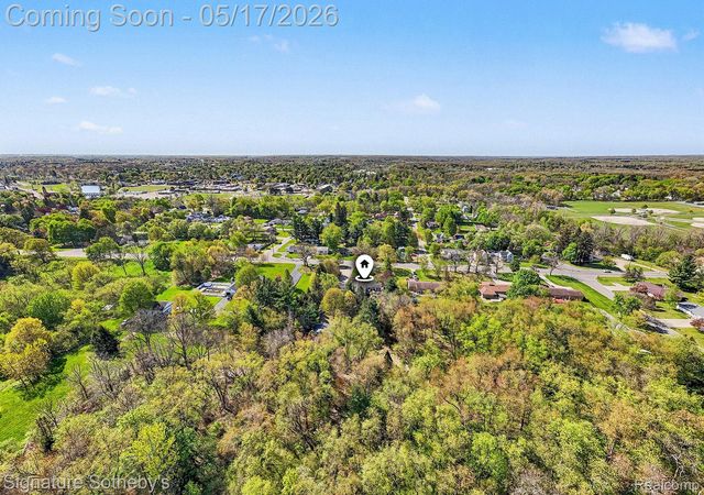 610 W Ellis Avenue, Belding, MI 48809