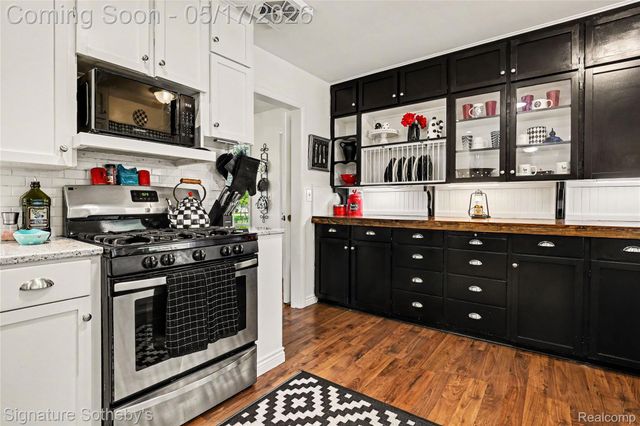 610 W Ellis Avenue, Belding, MI 48809