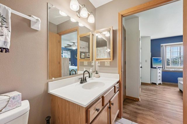 9213 S Aspen DRIVE #8, Oak Creek, WI 53154