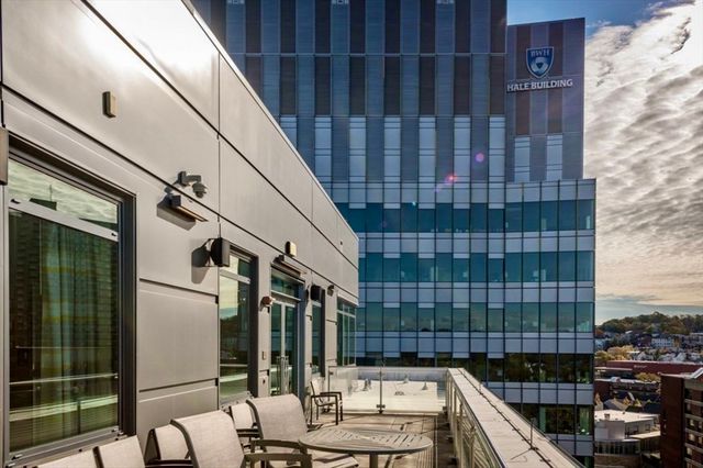 80 Fenwood Rd 706, Boston, MA 02115