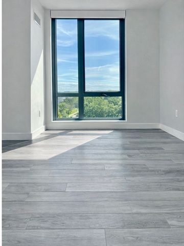 80 Fenwood Rd 706, Boston, MA 02115