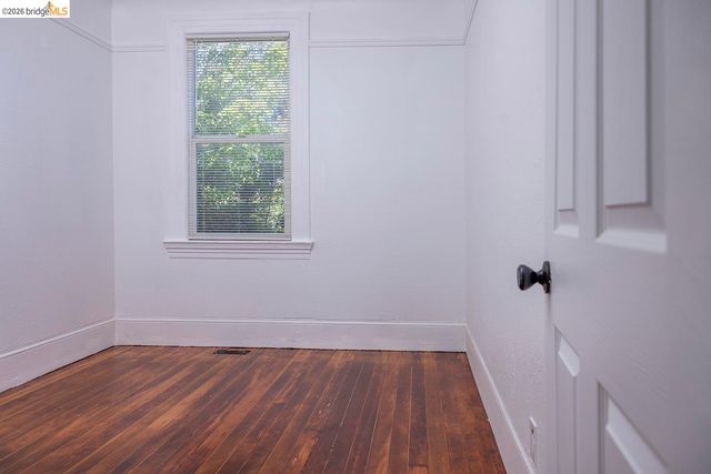 2044 Austin, Oakland, CA 94601