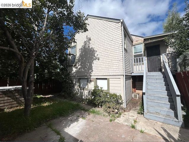 2044 Austin, Oakland, CA 94601