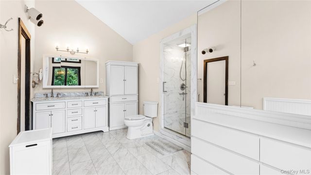 3 Ridge Road, Northport, NY 11768