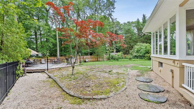 3 Ridge Road, Northport, NY 11768