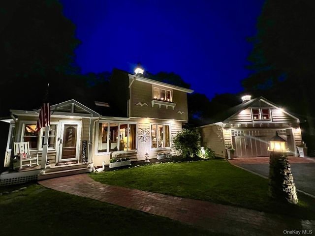 3 Ridge Road, Northport, NY 11768