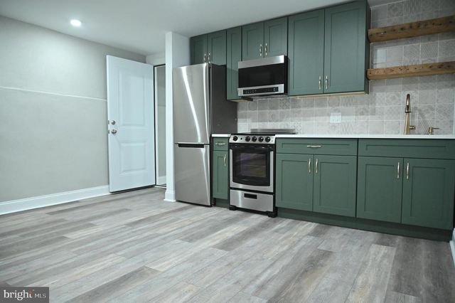 3228 W DIAMOND ST, Philadelphia, PA 19121