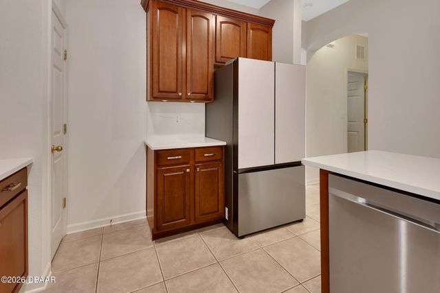 525 Heron Point Way, Deland, FL 32724