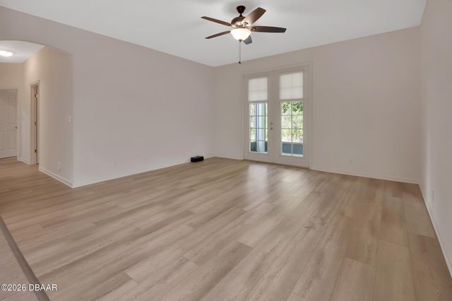 525 Heron Point Way, Deland, FL 32724