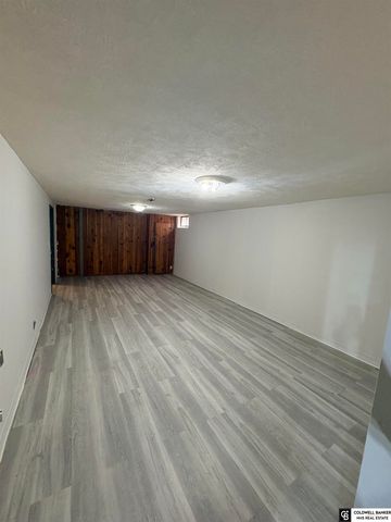 730 N 66th Street, Lincoln, NE 68505