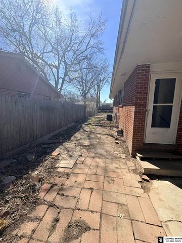 730 N 66th Street, Lincoln, NE 68505