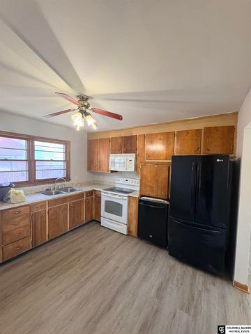 730 N 66th Street, Lincoln, NE 68505