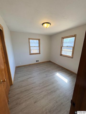 730 N 66th Street, Lincoln, NE 68505