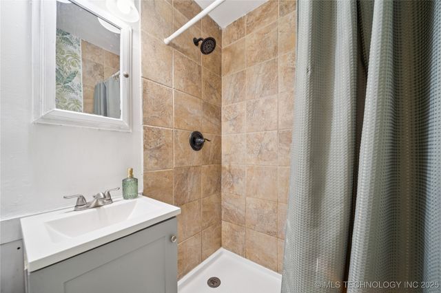1720 E 57th Place, Tulsa, OK 74105