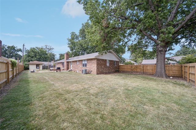1720 E 57th Place, Tulsa, OK 74105