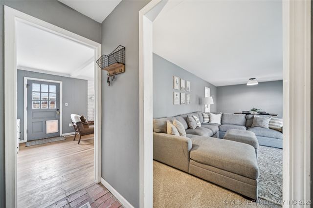 1720 E 57th Place, Tulsa, OK 74105