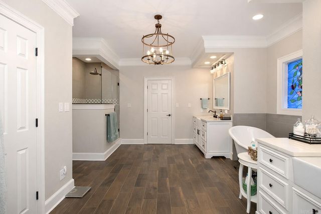 39 Longmeadow, Pine Bluff, AR 71603