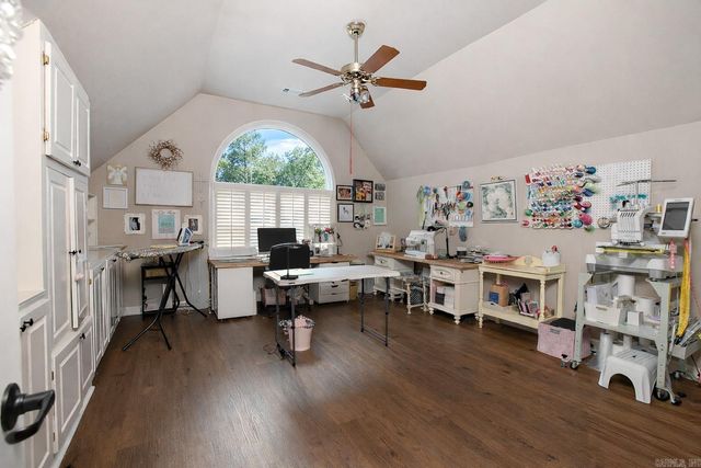 39 Longmeadow, Pine Bluff, AR 71603