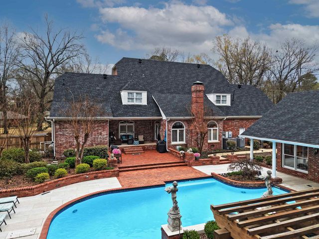 39 Longmeadow, Pine Bluff, AR 71603