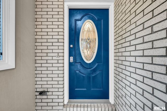 219 W BIRCHWOOD Street, Morton, IL 61550