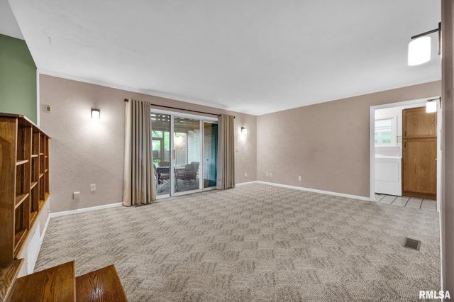 219 W BIRCHWOOD Street, Morton, IL 61550