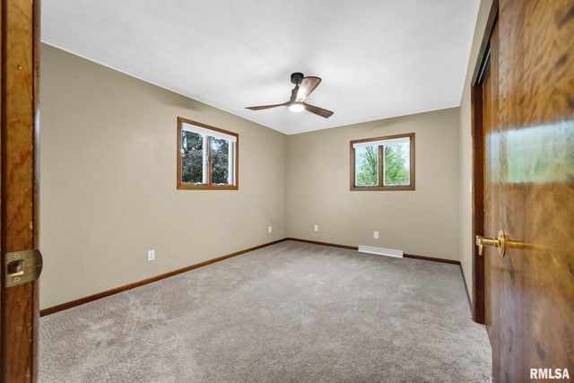 219 W BIRCHWOOD Street, Morton, IL 61550