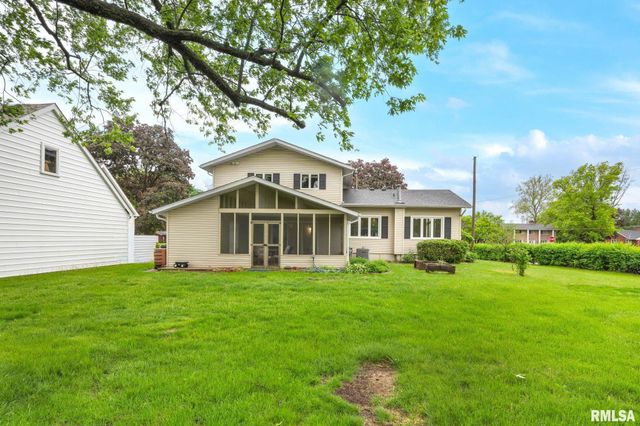 219 W BIRCHWOOD Street, Morton, IL 61550