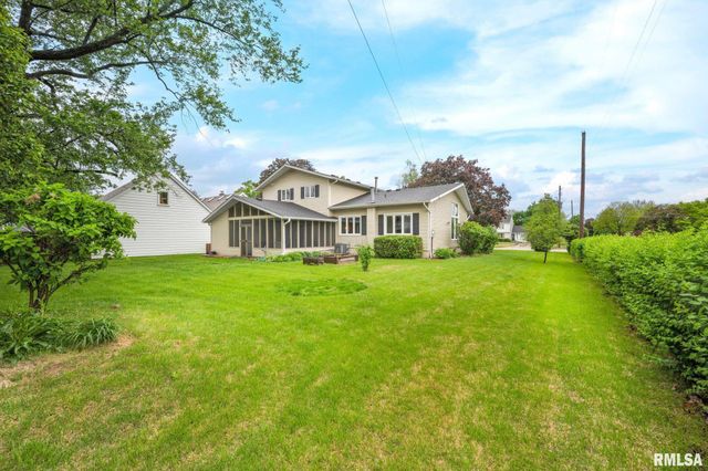 219 W BIRCHWOOD Street, Morton, IL 61550