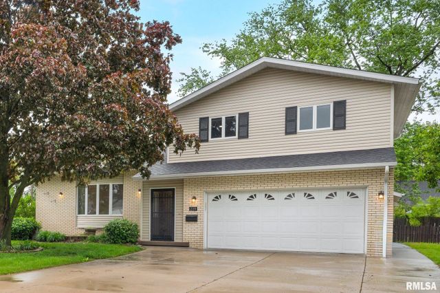 219 W BIRCHWOOD Street, Morton, IL 61550