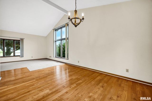 219 W BIRCHWOOD Street, Morton, IL 61550